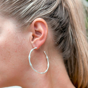 Bamboo Matte Metal Hoop Earrings - Silver