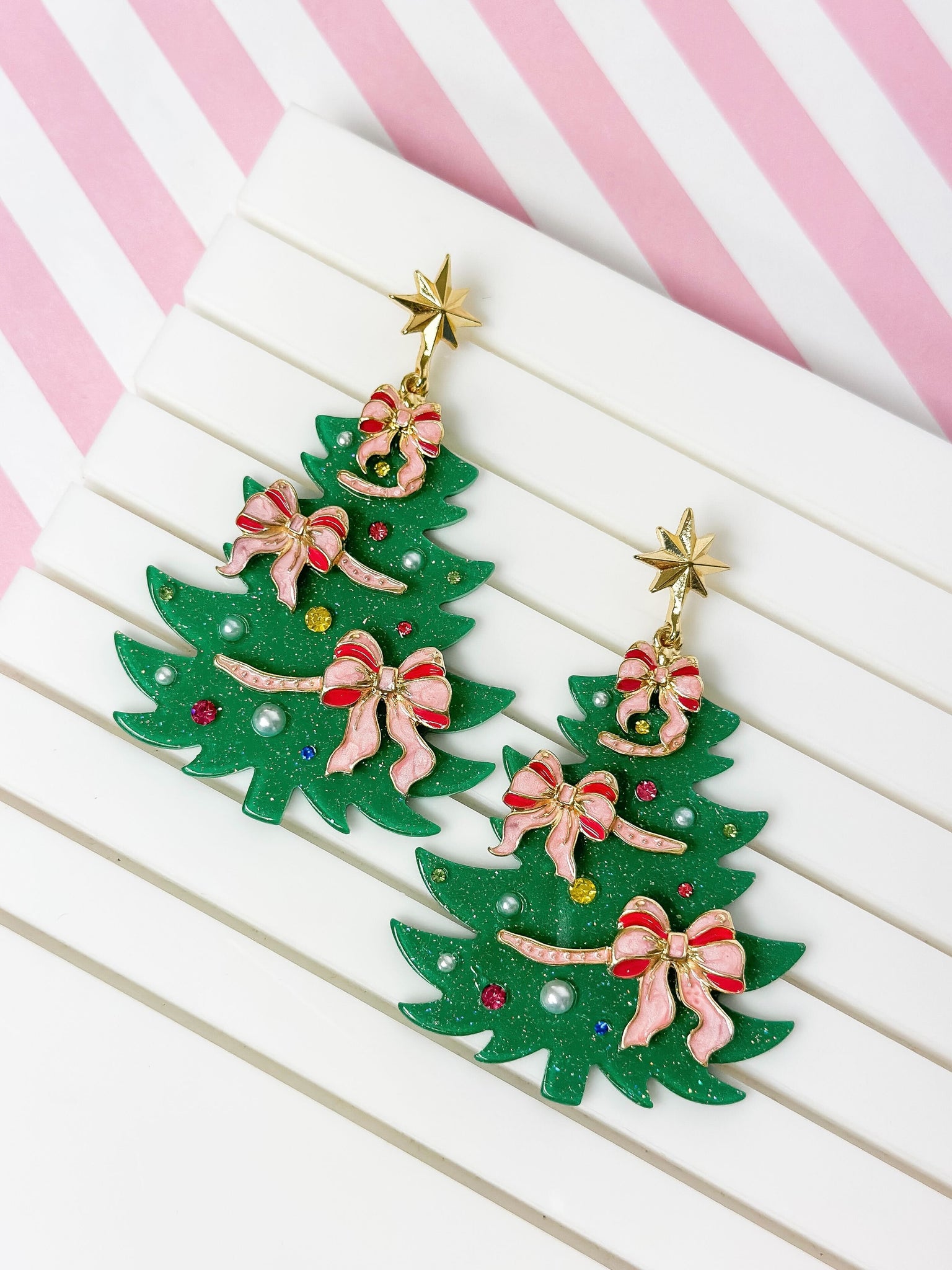 Festive Christmas Tree Dangle Earrings - Pink Bow