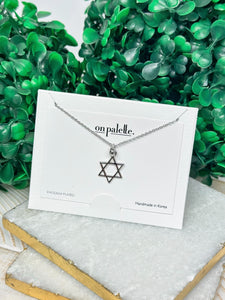 Star of David Pendant Necklace - Silver